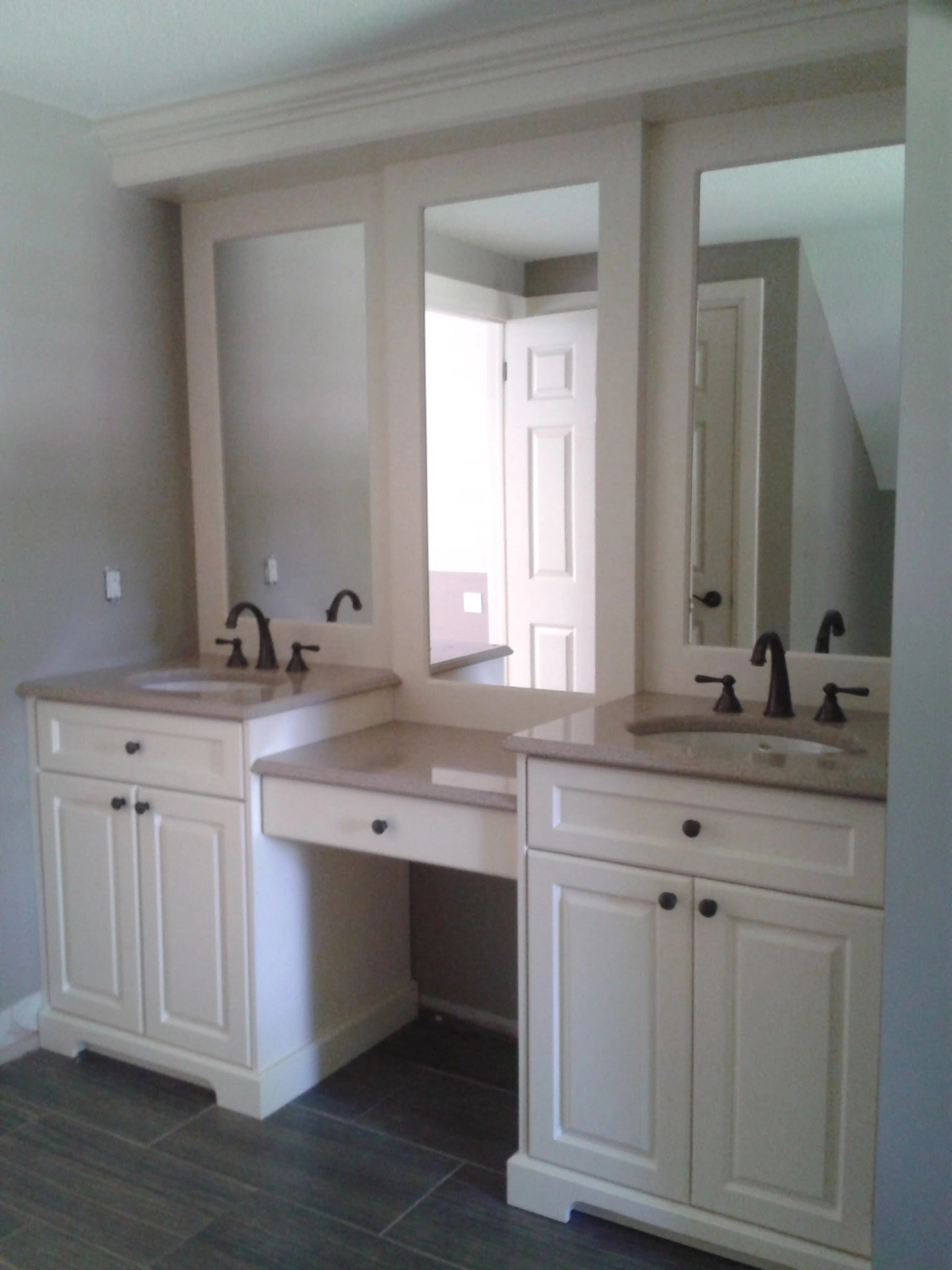 Dymek Design and Build