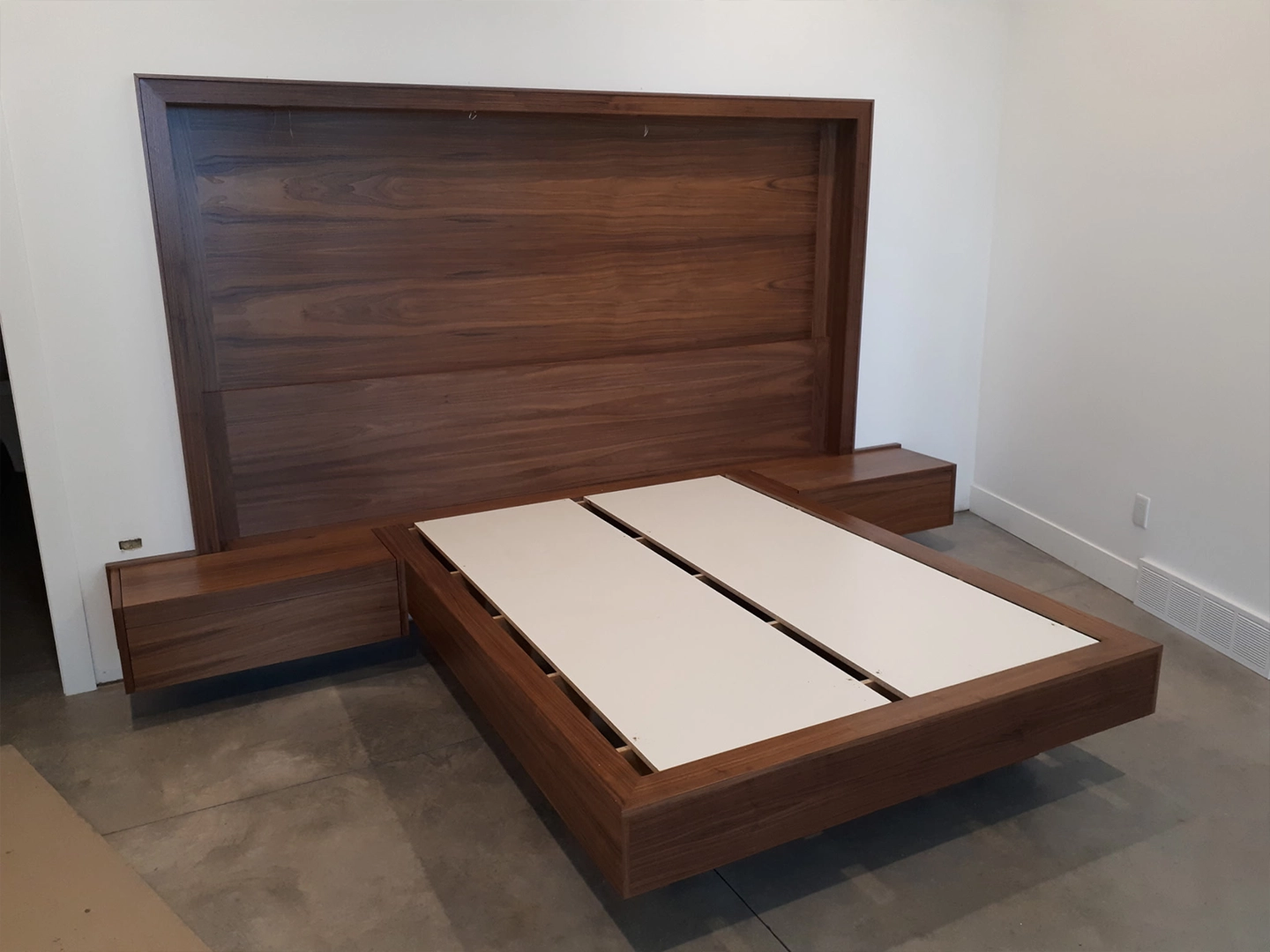 Dymek Design and Build